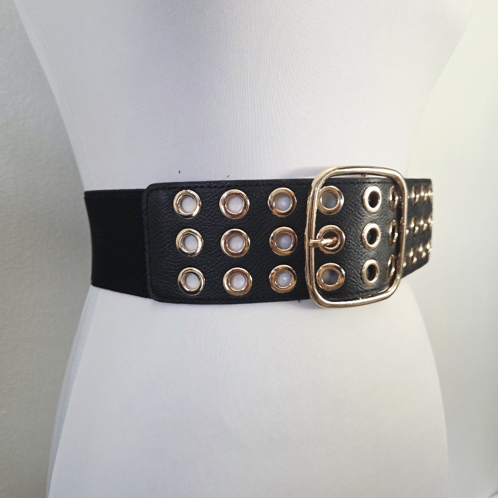 Stretchy Black Belt With Eyelet Decor - Picture 5 of 7